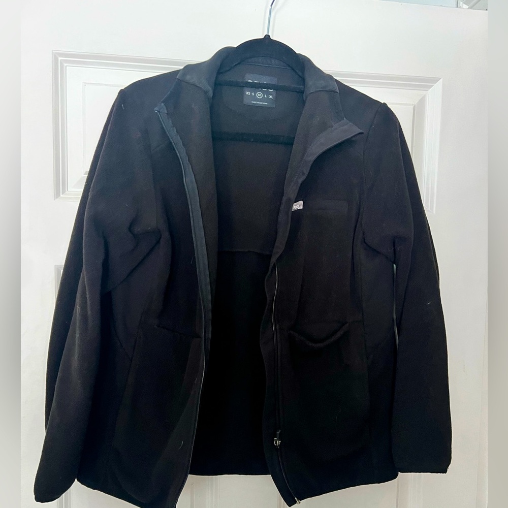 FIGS Black Fleece Jacket